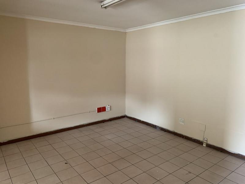 To Let Commercial Property for Rent in Montague Gardens Western Cape